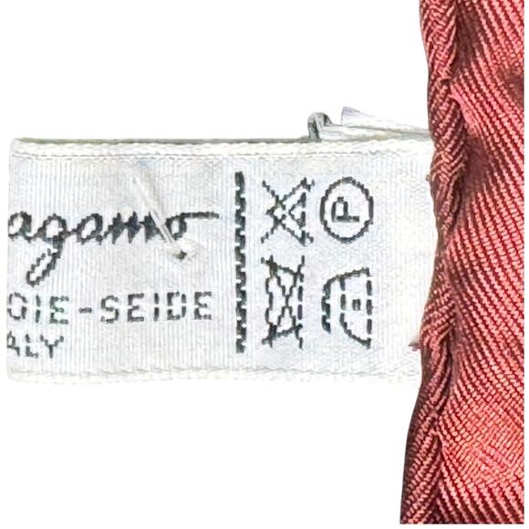 Salvatore Ferragamo 100 % Silk Scarf with Box - Picture 6 of 16